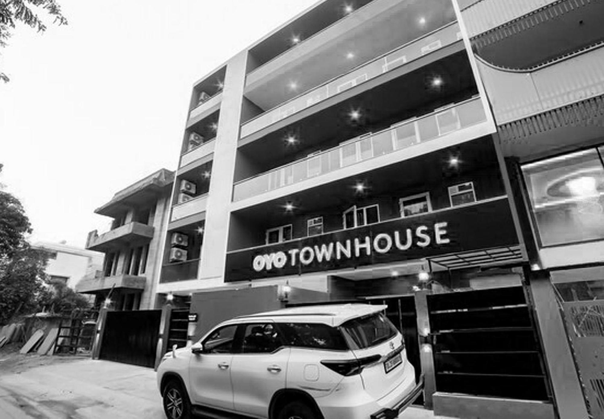 Готель Super Townhouse Near Appu Ghar Ґурґаон Екстер'єр фото