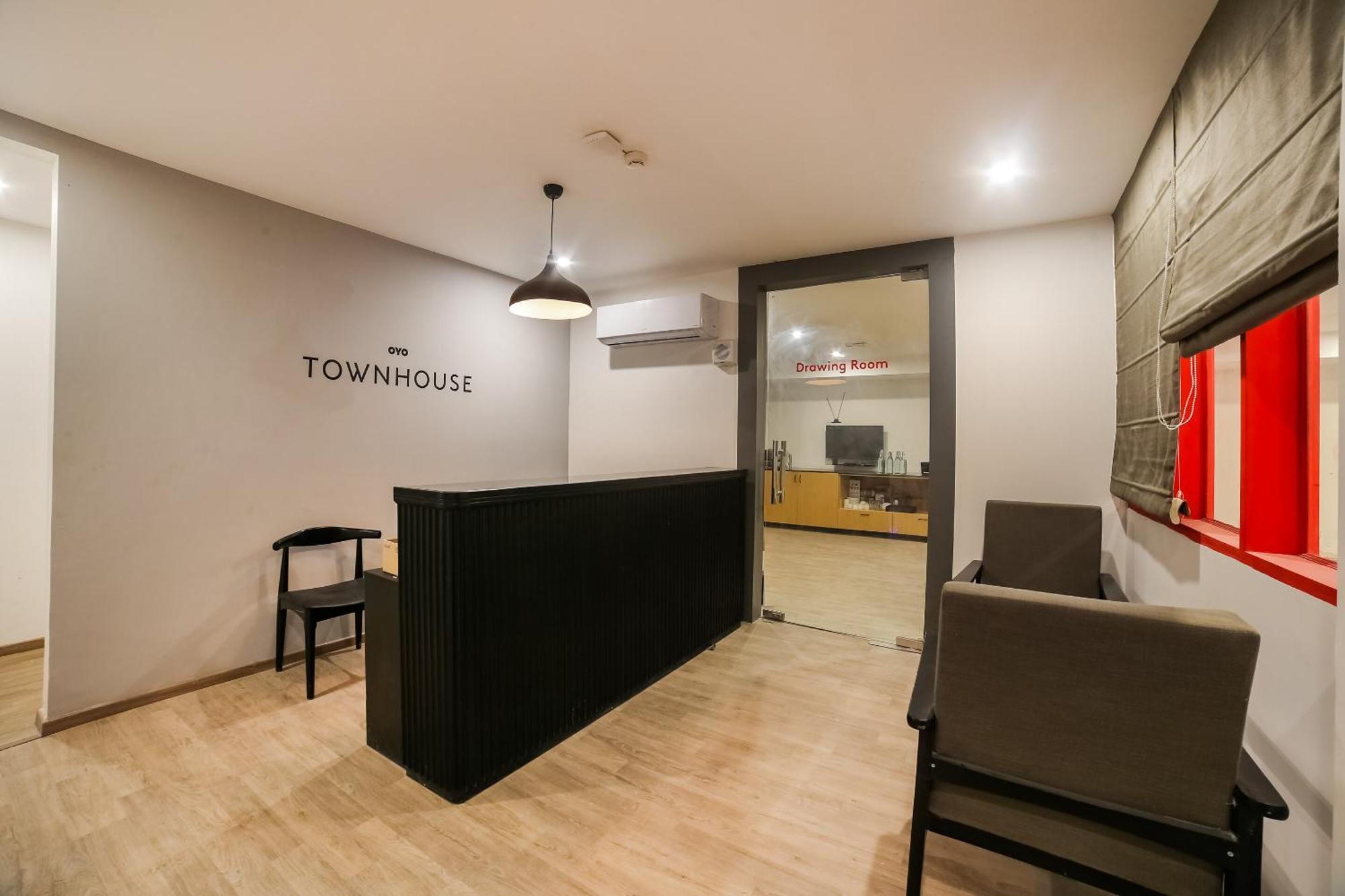 Готель Super Townhouse Near Appu Ghar Ґурґаон Екстер'єр фото