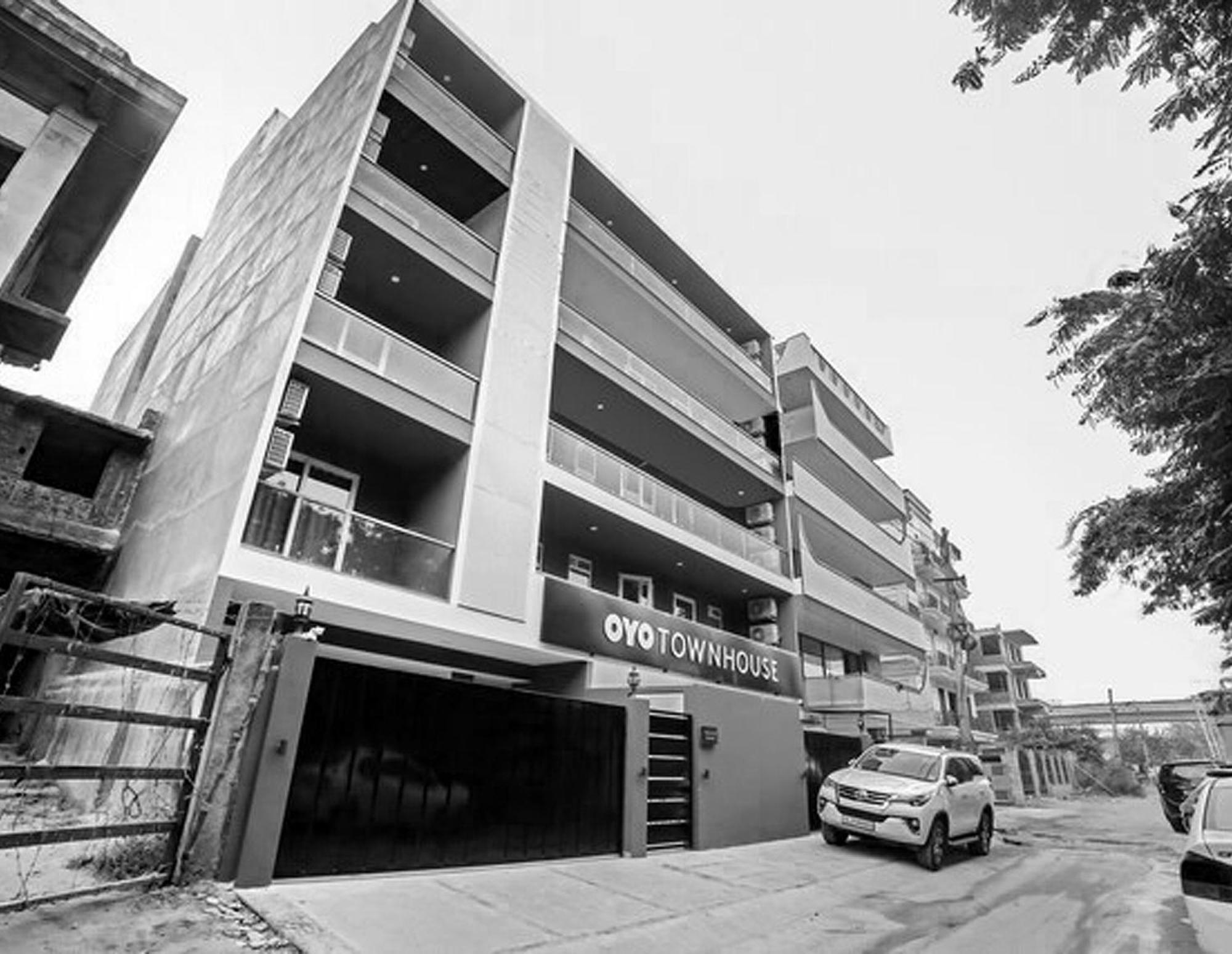 Готель Super Townhouse Near Appu Ghar Ґурґаон Екстер'єр фото